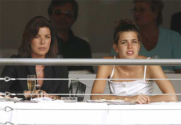 Rgime de star: Princesse Charlotte Casiraghi et Princesse Caroline de Monaco