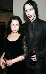 Célébrities: Dita Von Teese et Marilyn Manson