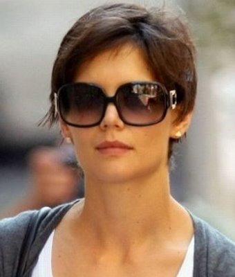 Lunettes de soleil XXL: Conseil beauté de Katie Holmes